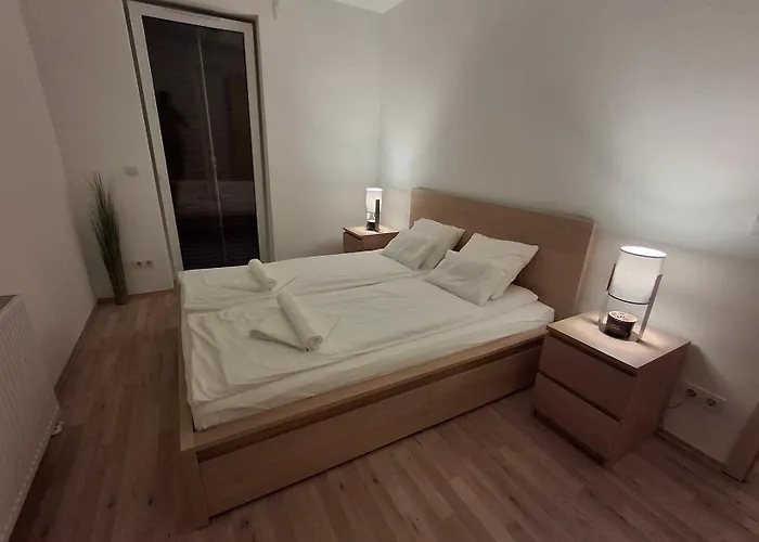 Lägenhet Duna Wellness